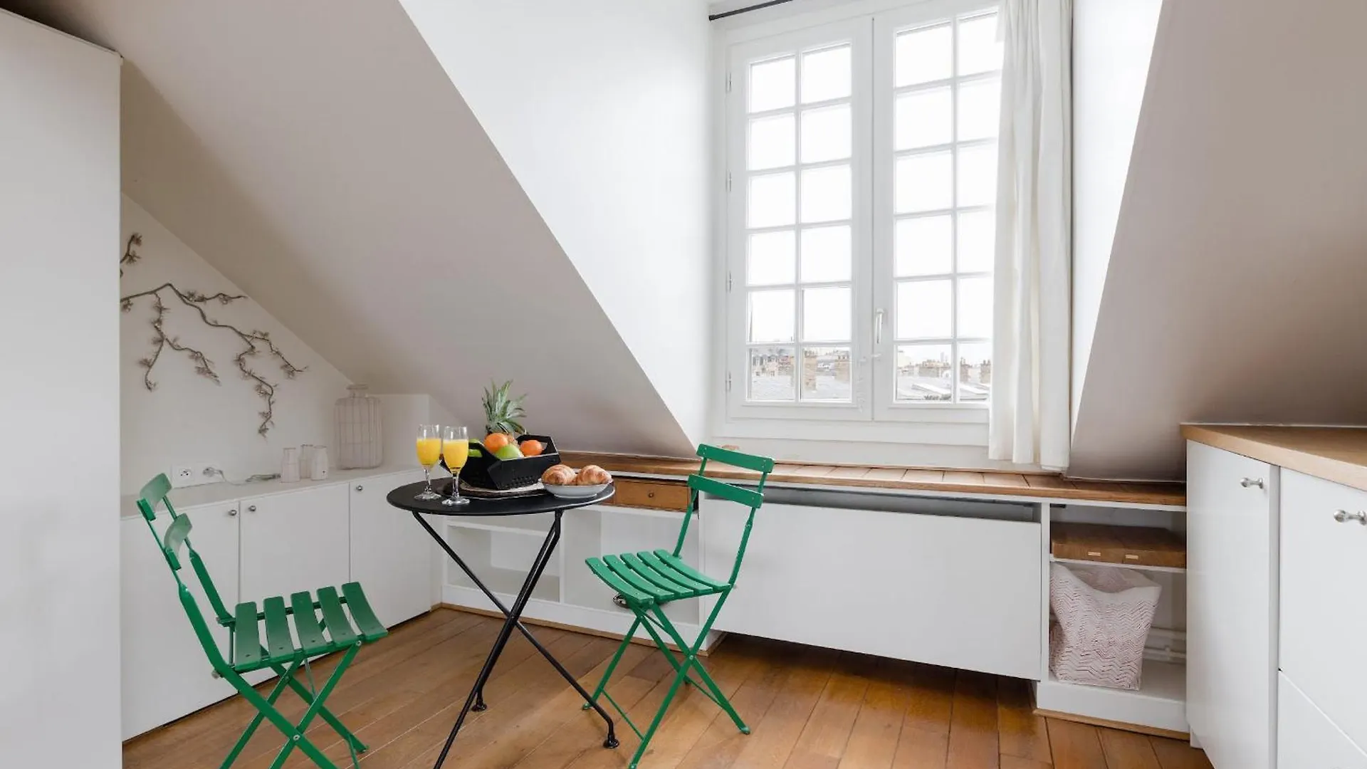 Apartment Hotel De Ville - Cityapartmentstay Paris France